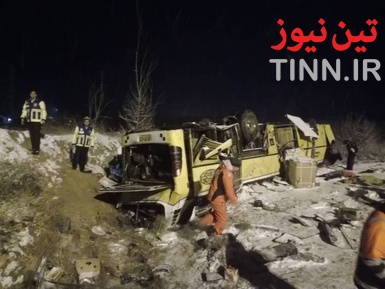 ۹ فوتی در حادثه واژگونی اتوبوس در آزاد راه زنجان _ تبریز