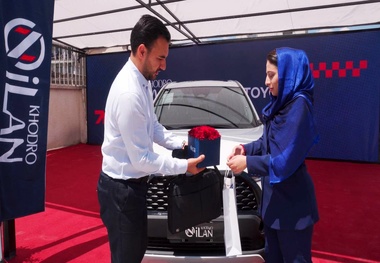 گزارش تصویری از تحویل تویوتا کرولا کراس وارداتی / تداوم عرضه در بازار