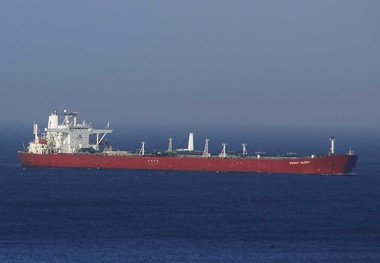 Baltic index gains on support from larger vessels