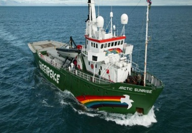 Norwegian Authorities arrest Greenpeace Ship
