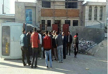 
واژگونی مینی بوس حامل دانش آموزان در یاسوج

