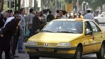 تلاش تاکسیرانان تهرانی گره حمل و نقل شهری را گشود