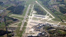 1.3% more passengers at Zurich Airport in 2019 and over CHF 600 million in commercial turnover for the first time