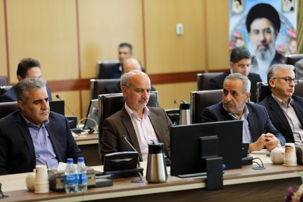نشست وزیر راه  و مدیرعامل راه آهن  با مدیران ریلی