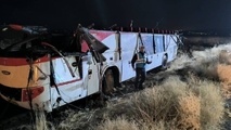واژگونی اتوبوس زائران در جاده فیروزآباد کوار زیر ذره بین کمیسیون عمران