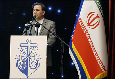ورود رویکرد بازرگانی به بنادر 