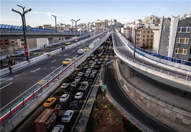 
بهره‌برداری آزمایشی پل تقاطع غیرهمسطح بزرگراه شهید چمران
