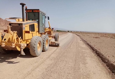 احداث ۳۳ کیلومتر راه روستایی و اجرای ۱۵۰ کیلومتر روکش آسفالت در استان مرکزی