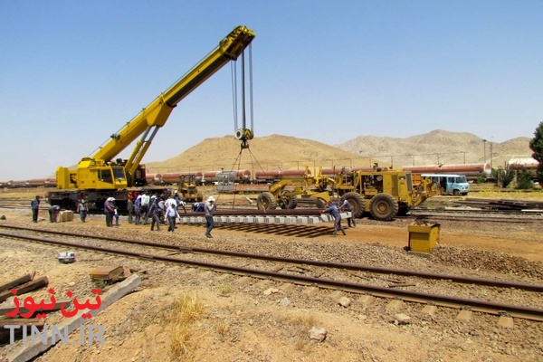 گزارش تصویری | تعویض سوزن در ایستگاه سمنگان اراک