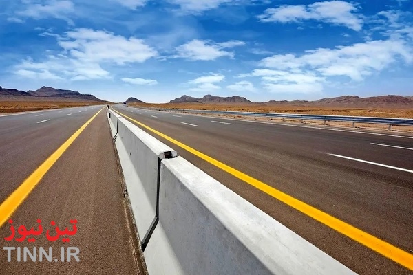 عملیات اجرایی قطعه ۸ آزادراه شیراز - اصفهان کلید خورد