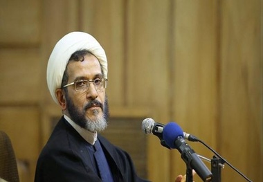 با قاطعیت جلوی سفرهای غیر ضروری گرفته شود