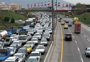 ترافیک سنگین در آزادراه کرج-تهران