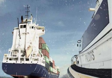 The role of pilots in safe navigation