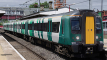 UK: East West Rail Details Electrification Plans