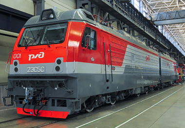 Electric freight locomotive unveiled
