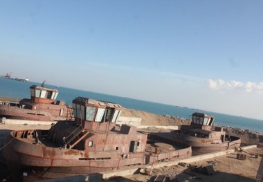 ساخت شش فروند شناور یدک کش آتش خوار ASD در هرمزگان 