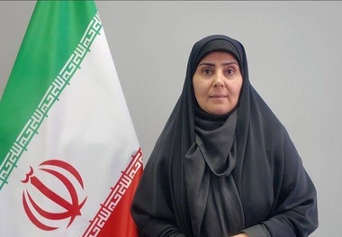 ساخت‌ و ساز بی‌ وقفه ادامه دارد/ در سال جدید آثار جنگ را از چهره ایران‌ می‌ زداییم