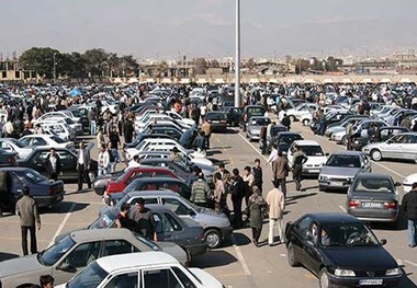 بازار خودرو به کما رفت