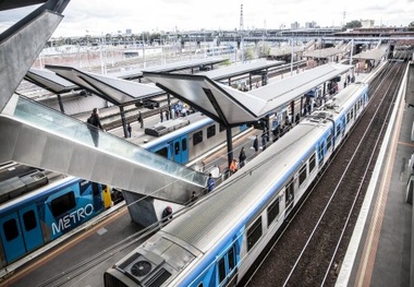 Bay Area transit riders can now go contactless