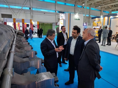 بازدید از غرفه شرکت پویش پژوهان