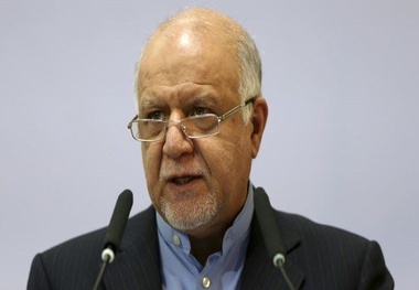 بیژن زنگنه از دادگاه پرونده کرسنت سرافراز بیرون آمد