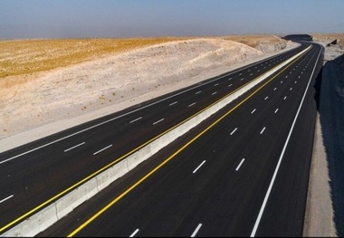 بزرگراه بوشهر به شیراز در محور دالکی- کنارتخته ۴۵ درصد پیشرفت فیزیکی دارد