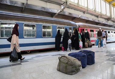 خدمات ایستگاهی و افزایش قیمت بلیت قطار 