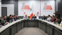 استفاده از خودروهای برقی و گازسوز از اولویت های اصلی شهرداری است
