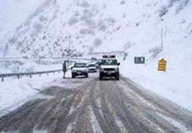مسدود شدن گردنه‌های رازان و زالیان در لرستان
