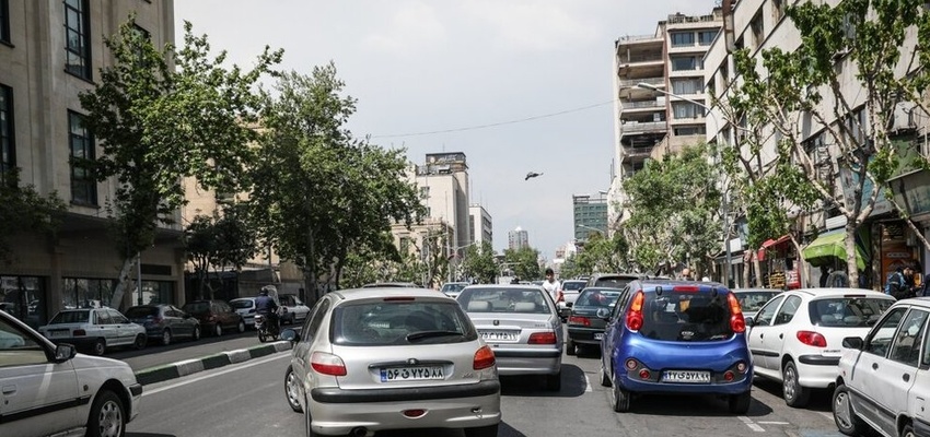 انتقاد تشکری هاشمی از درآمدهای شهرداری تهران/ فروش جای پارک به مردم توسط گردن‌ کلفت‌ ها