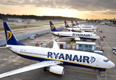 European airlines call for review of airport charging systems
