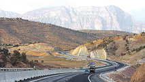 تصویری دیدنی از 2 تونل آزاد راه خرم آباد - پل زال 
