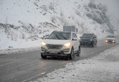 بارش برف در استان‌های غربی و شمال غربی کشور