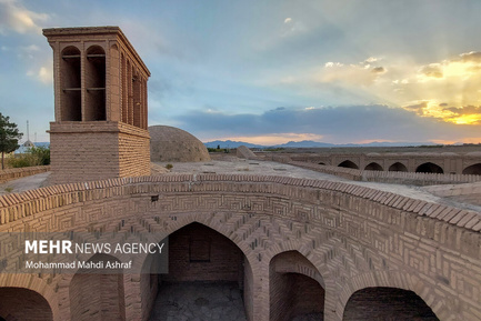 کاروانسرای نیستانک 