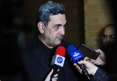 حناچی: برای کاهش آلودگی راهی جز باد، باران و کاهش تردد خودرو نداریم