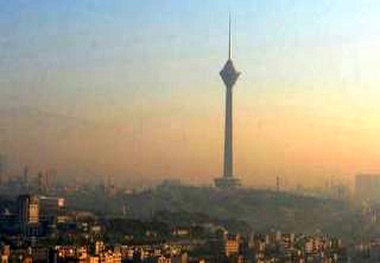  هوای تهران همچنان آلوده برای همه گروه‌ها / پیش‌بینی بارش در پایتخت 