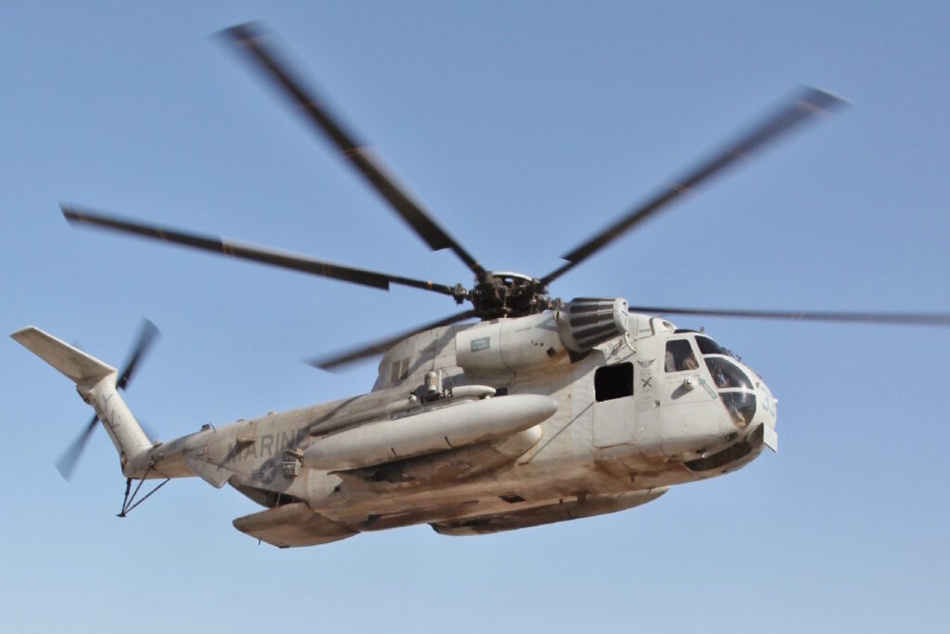 Sikorsky delivers final VH-92A as US president takes first ride