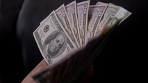 بانک‌ها دلار را چند می‌خرند؟
