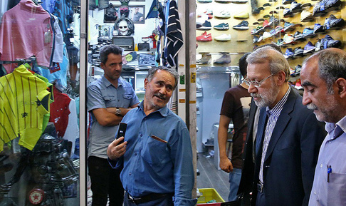 لاریجانی در بازار