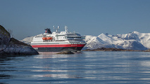 Rolls-Royce, Hurtigruten to provide gas power to cruise ships