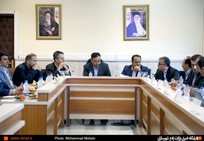 گزارش تصویری: برگزاری جلسه بررسی نحوه جانمایی ایستگاه راه‌آهن پرند با حضور مشاور وزیر راه و شهرسازی