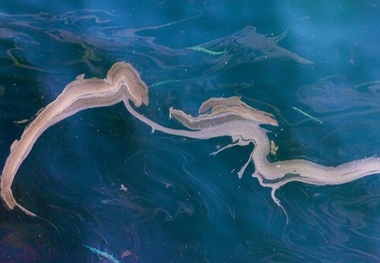 Oil spill response continues after barge explosion off Aransas