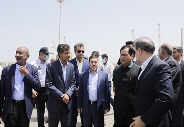 وزیر بنادر و کشتیرانی هند وارد بندر چابهار شد 