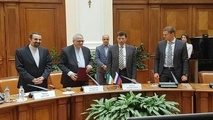 امضای یادداشت تفاهم توسعه همکاری های بانکی بین ایران و روسیه