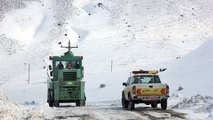 گزارش تصویری تلاش راهداران استان زنجان برای بازگشایی محورهای مسدود روستایی
