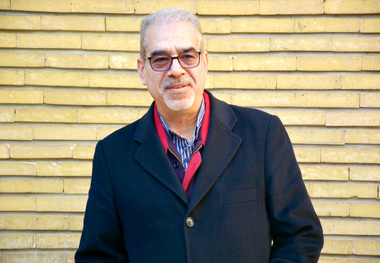 خیلی‌دور، خیلی نزدیک
