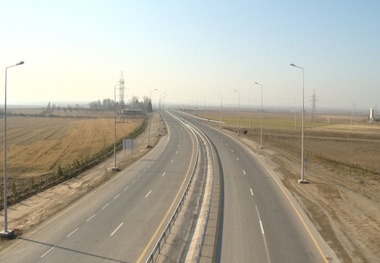 عملیات اجرایی احداثتقاطع غیرهمسطح کمربندی تکاب آغاز شد