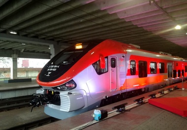 PolRegio receives first Pesa Link DMU