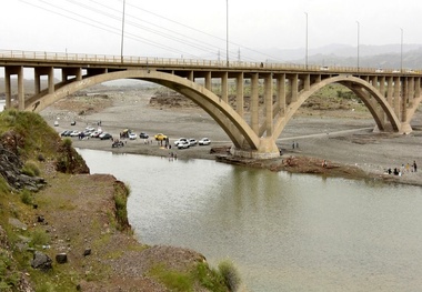 تحول در ترانزیت جنوب کشور با احداث پل دوم آب‌ نما در رودان