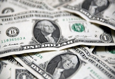 قیمت دلار اندکی کاهش یافت